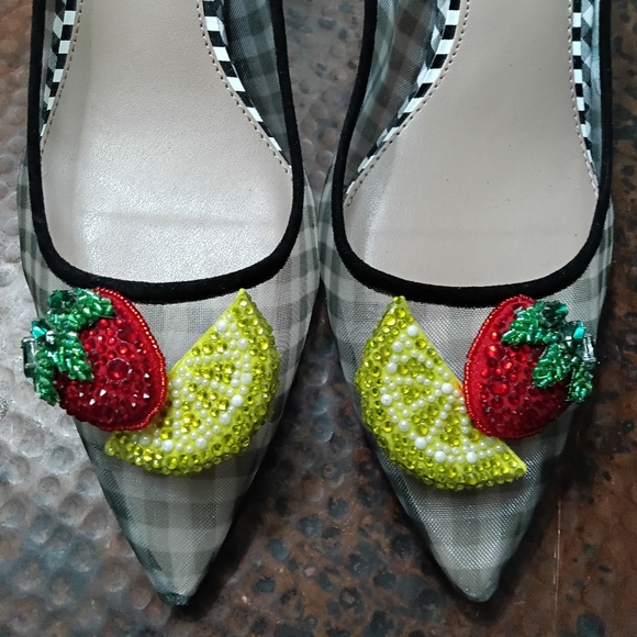 Betsey Johnson Sz. 10 Laney Fruit Slingback Mesh Pumps - Picture 6 of 16